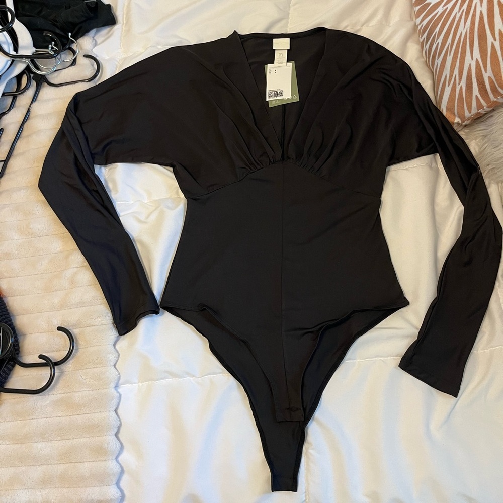 Black long sleeve bodysuit